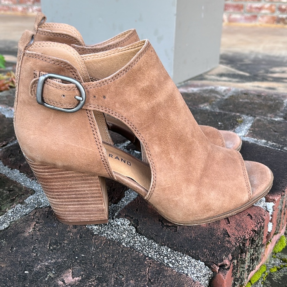 Lucky brand Oona tan boot size 8 - Picture 3 of 10